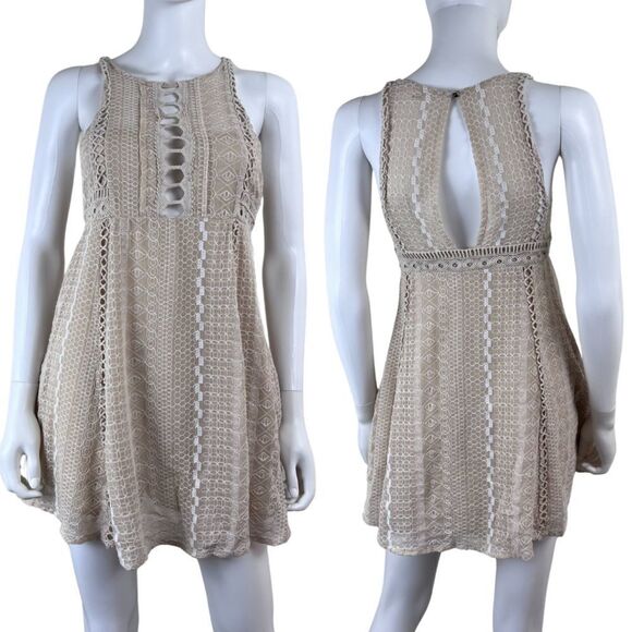 Free People Wherever You Go Size 4 Crochet Babydoll Mini Fit & Flare Dress Boho - Picture 1 of 14